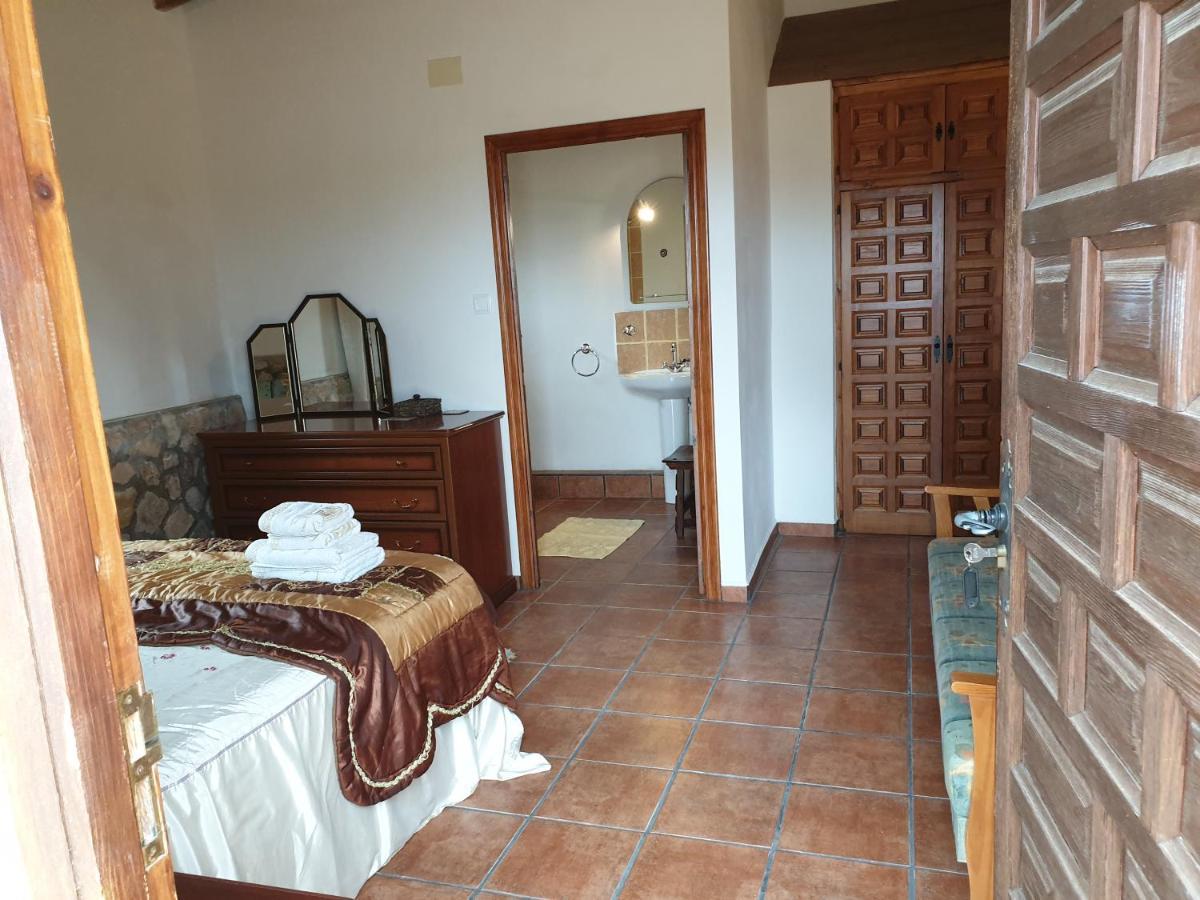 Grapevine Manor Guest House Monovar ภายนอก รูปภาพ